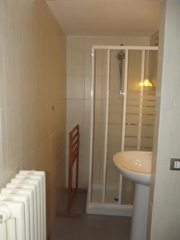 B&B Reillys Montecarotto Kültér fotó